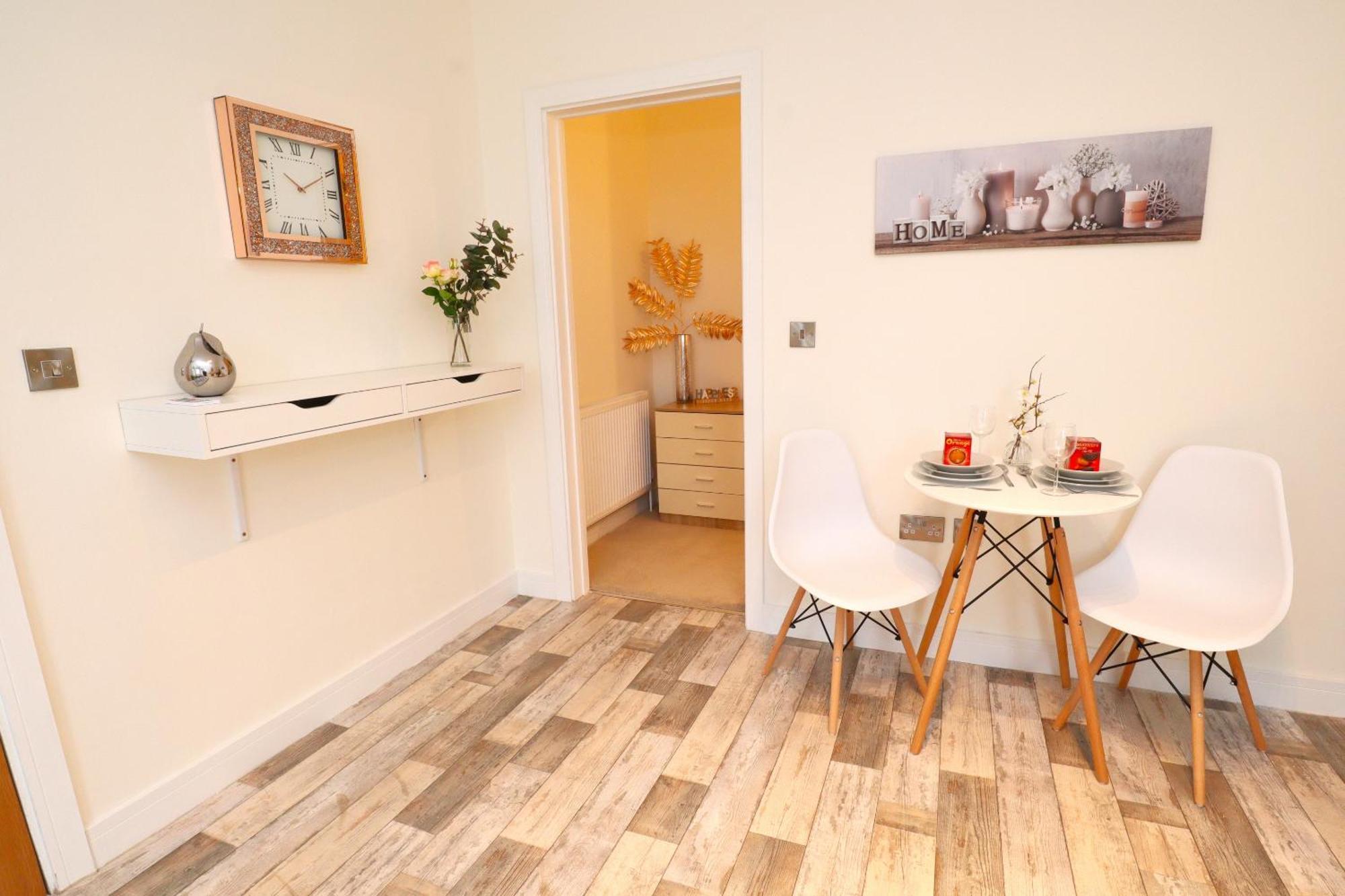 Modern, Stylish One Bedroom With Garden Long Stay Welcome 伊斯特布恩 外观 照片